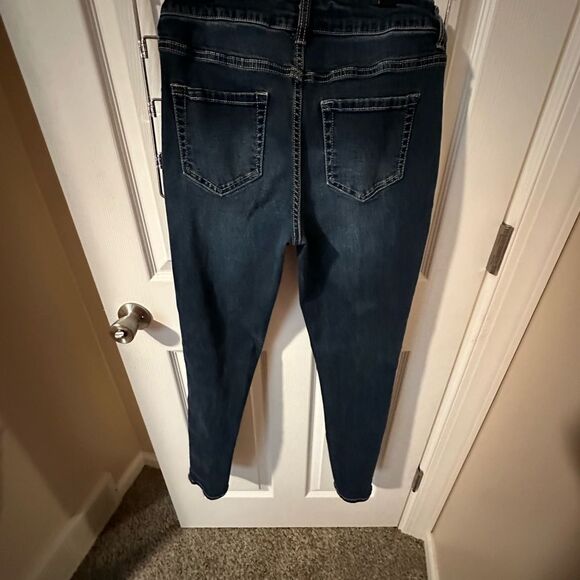 Maurice’s High Rise Stretch Jeans -Size MR 28x30 - Picture 6 of 6